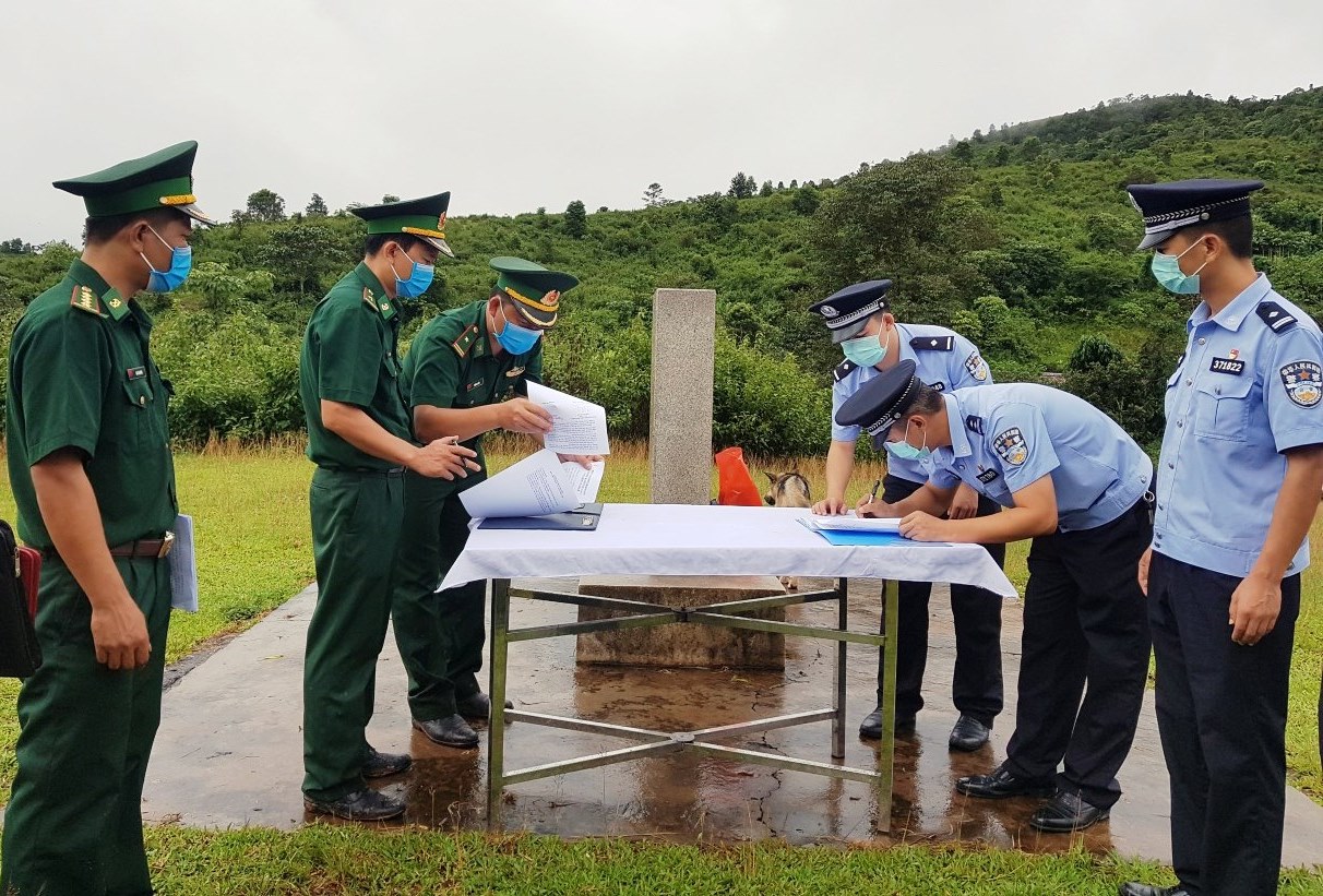 Hội đàm thực địa trên biên giới giữa Việt Nam và Trung Quốc